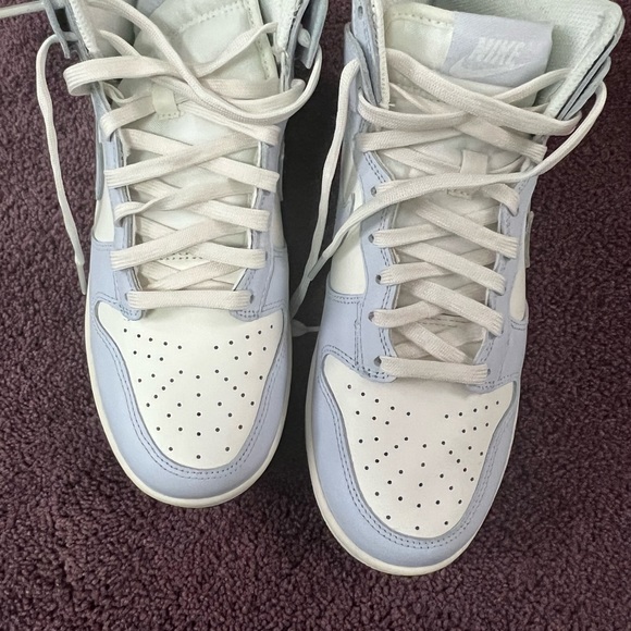 Nike Dunks - Picture 6 of 6